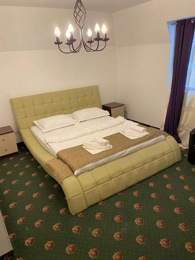 Guest house Hanu Satului